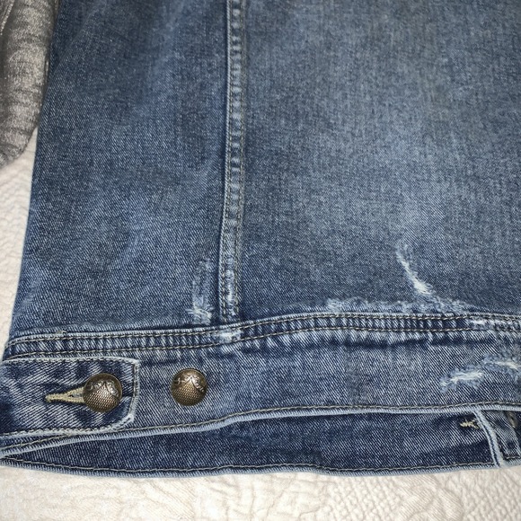 Free People Jacket Women's Size Medium Blue Denim Hoodie Long Sleeve Distressed - Picture 12 of 14